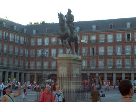 statue de la plaza mayor